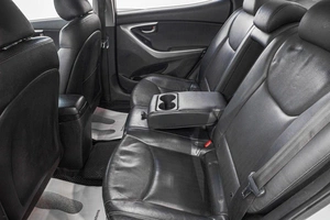 Седан Hyundai Avante 2011 года, 949000 рублей, Барнаул