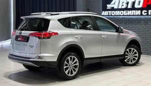 Внедорожник Toyota RAV4 2017 года, 2657000 рублей, Красноярск