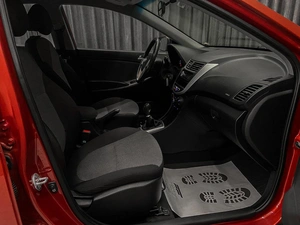 Седан Hyundai Solaris 2012 года, 780000 рублей, Красноярск