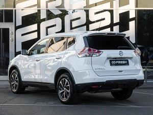 Внедорожник Nissan X-Trail 2016 года, 1330000 рублей, Волгоград