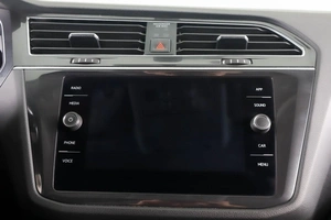 Внедорожник Volkswagen Tiguan 2017 года, 3089000 рублей, Пермь