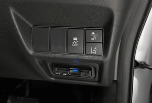 Минивэн Honda Stepwgn Spada 2015 года, 1897000 рублей, Красноярск