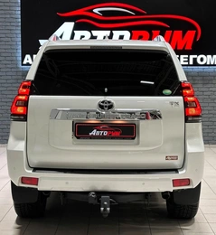 Внедорожник Toyota Land Cruiser Prado 2018 года, 4500000 рублей, Красноярск