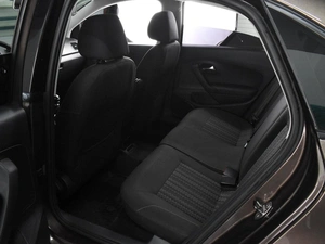 Седан Volkswagen Polo 2015 года, 1074000 рублей, Воронеж