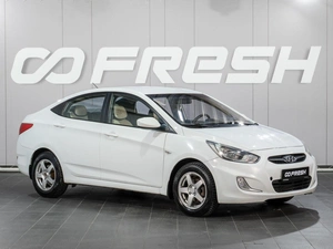 Седан Hyundai Solaris 2012 года, 699000 рублей, Сургут