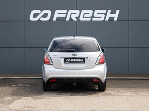 Хетчбэк Kia Rio 2011 года, 750000 рублей, Краснодар