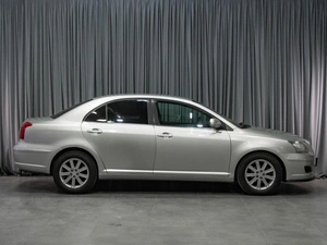 Седан Toyota Avensis 2007 года, 637000 рублей, Тюмень