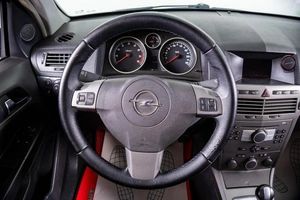 Универсал Opel Astra 2005 года, 499000 рублей, Пермь