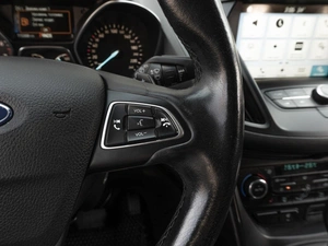 Внедорожник Ford Kuga 2017 года, 1499000 рублей, Саратов