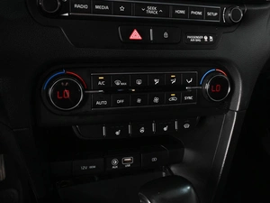 Хетчбэк Kia Ceed 2018 года, 1899000 рублей, Ростов-на-Дону