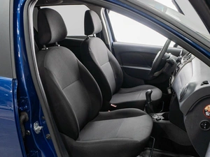 Хетчбэк Renault Sandero 2017 года, 689000 рублей, Тюмень