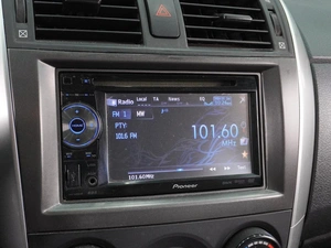 Седан Toyota Corolla 2011 года, 1028000 рублей, Воронеж