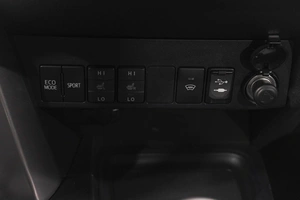 Внедорожник Toyota RAV4 2015 года, 2379000 рублей, Новокузнецк