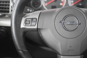 Седан Opel Vectra 2007 года, 559000 рублей, Кемерово