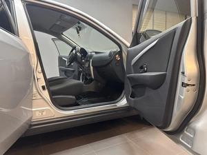 Седан Nissan Almera 2017 года, 827000 рублей, Красноярск