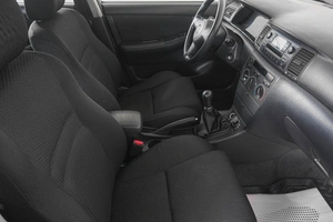 Седан Toyota Corolla 2005 года, 499000 рублей, Кемерово