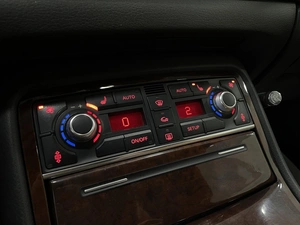 Седан Audi A8 2004 года, 887000 рублей, Солонцы