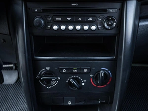 Хетчбэк Peugeot 207 2009 года, 398000 рублей, Ставрополь