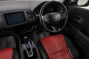 Внедорожник Honda Vezel 2017 года, 2249000 рублей, Красноярск