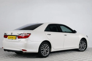 Седан Toyota Camry 2016 года, 2099000 рублей, Челябинск
