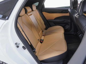 Лифтбек Changan UNI-V 2022 года, 2491000 рублей, Волгоград