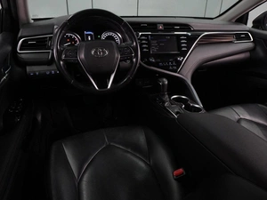 Седан Toyota Camry 2019 года, 2915000 рублей, Воронеж