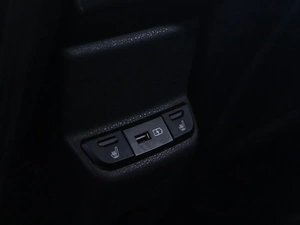 Хетчбэк ВАЗ (LADA) XRAY Cross 2022 года, 1300000 рублей, Красноярск