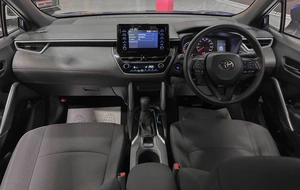 Внедорожник Toyota Corolla Cross 2022 года, 2717000 рублей, Красноярск