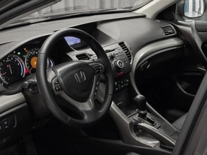 Седан Honda Accord 2008 года, 1025000 рублей, Красноярск