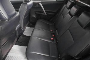 Внедорожник Toyota RAV4 2019 года, 2979000 рублей, Кемерово