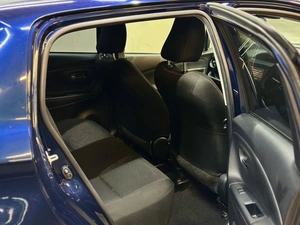 Хетчбэк Toyota Vitz 2019 года, 1097000 рублей, Красноярск