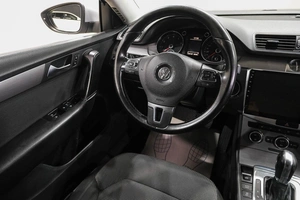 Седан Volkswagen Passat 2012 года, 849000 рублей, Новокузнецк