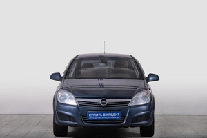 Седан Opel Astra 2011 года, 669000 рублей, Томск