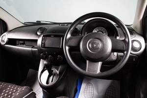 Хетчбэк Mazda Demio 2007 года, 639000 рублей, Сургут