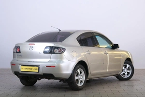 Седан Mazda 3 2007 года, 619000 рублей, Омск