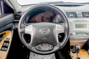 Седан Toyota Camry 2006 года, 1169000 рублей, Барнаул