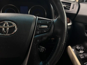 Минивэн Toyota Alphard 2019 года, 4049000 рублей, Красноярск