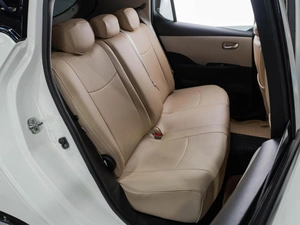 Хетчбэк Nissan Leaf 2017 года, 1649000 рублей, Тюмень