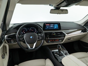 Седан BMW 5 серия 2018 года, 4277077 рублей, Москва