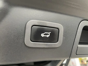Внедорожник Land Rover Range Rover Velar 2017 года, 4287000 рублей, Солонцы