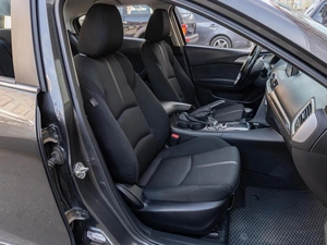 Седан Mazda 3 2018 года, 1549000 рублей, Саратов
