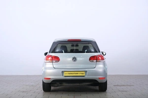 Хетчбэк Volkswagen Golf 2009 года, 719000 рублей, Омск