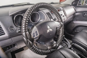 Внедорожник Mitsubishi Outlander 2010 года, 1379000 рублей, Томск