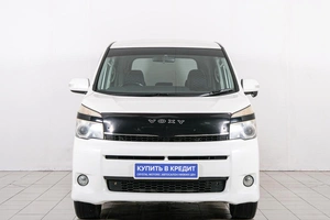 Минивэн Toyota Voxy 2010 года, 1349000 рублей, Красноярск