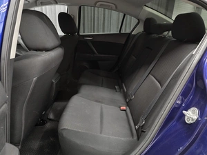 Седан Mazda 3 2011 года, 829000 рублей, Красноярск
