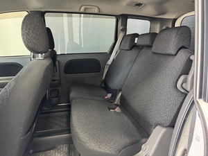 Минивэн Toyota Sienta 2013 года, 995000 рублей, Красноярск