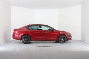 Хэтчбек Skoda Octavia 2017 года, 1990000 рублей, Брянск