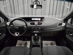 Минивэн Renault Scenic 2010 года, 725000 рублей, Красноярск
