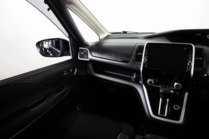 Минивэн Nissan Serena 2017 года, 2249000 рублей, Пермь