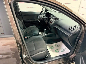 Седан Kia Rio 2016 года, 935000 рублей, Красноярск